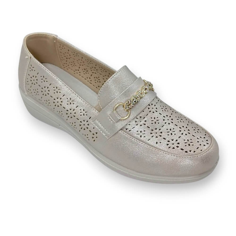 Ανατομικά μοκασίνια σε μπεζ