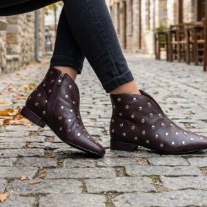 Μποτάκια Ankle με Τρουκς & Χαμηλό Τακούνι – Καφέ