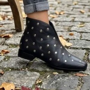 Μποτάκια Ankle με Τρουκς & Χαμηλό Τακούνι – Μαύρο